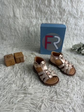 Paire de sandales Franco Romagnoli taille 21