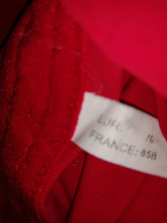 Bustier rouge a pois, vintage , Fr 85B-Eu 70B - photo numéro 6