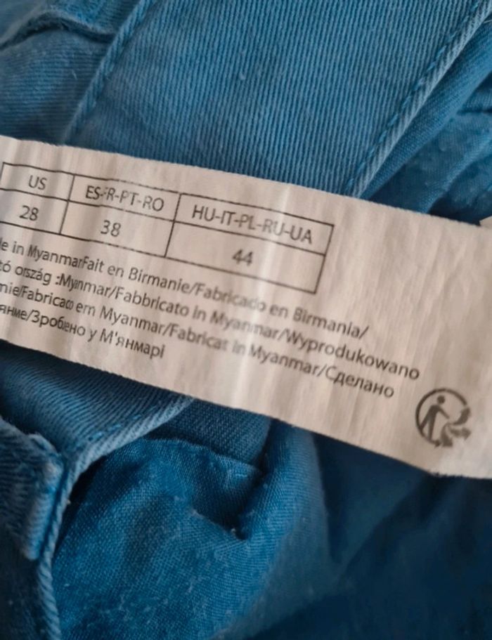Short 38 - photo numéro 2