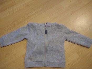 Veste a capuche qui porte chaud