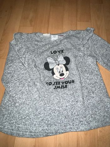 pull manches longues gris minnie zara 4/5ans