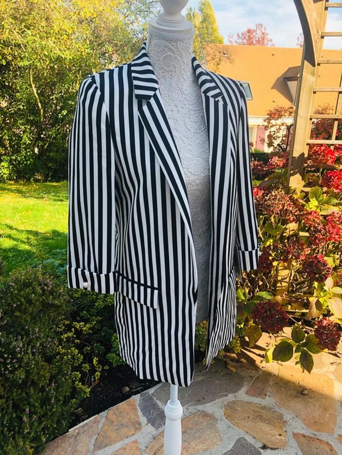 Blazer Zara à rayure noir et blanche neuf taille XS - photo numéro 2