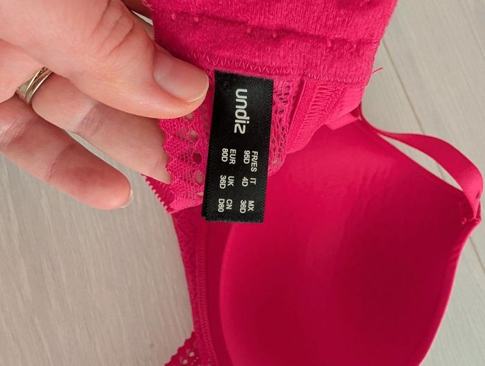 Soutien gorge neuf 80D - photo numéro 5
