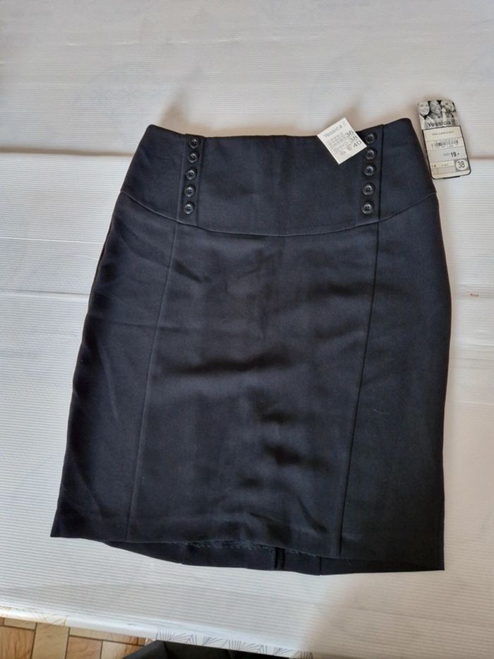Jupe noire taille 40