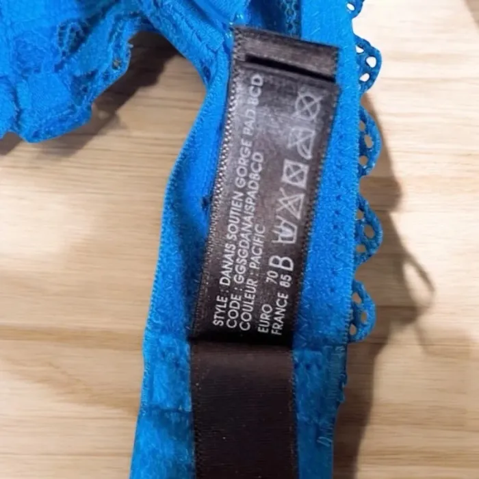 Lot de deux soutien gorge Valège Neuf - photo numéro 4