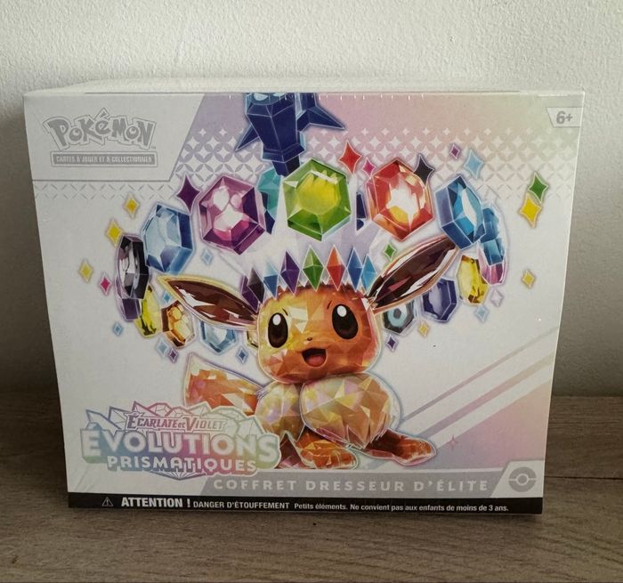 Pokémon - ETB EV8.5 - Évolutions prismatiques - scellé FR