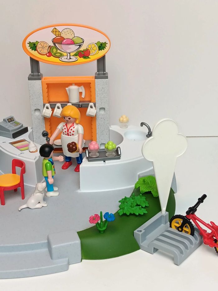 Lot figurines playmobil le glacier - photo numéro 3