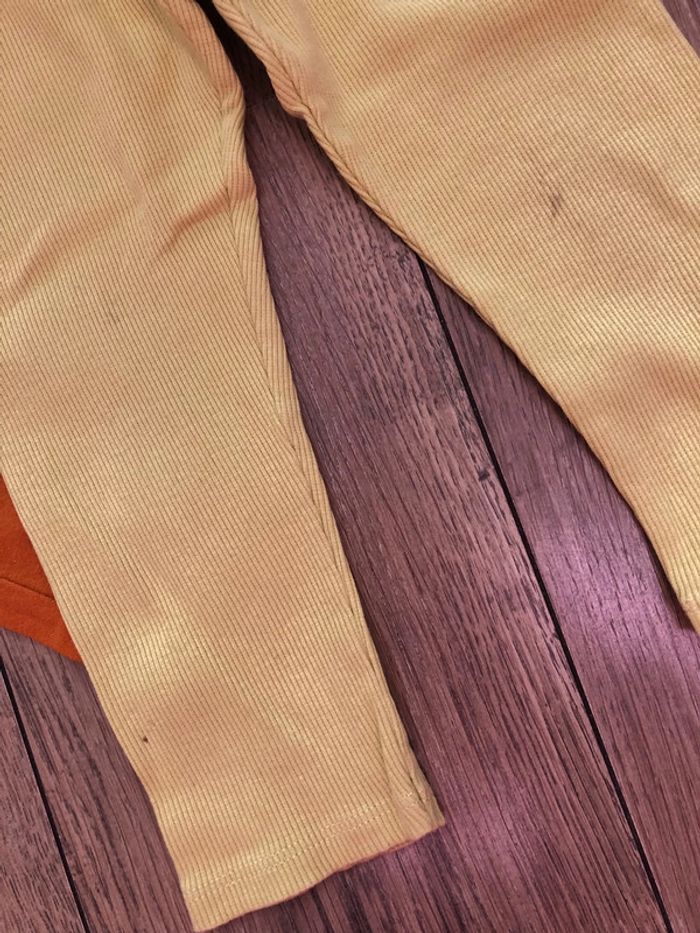 3 leggings (avec tâches) - photo numéro 4