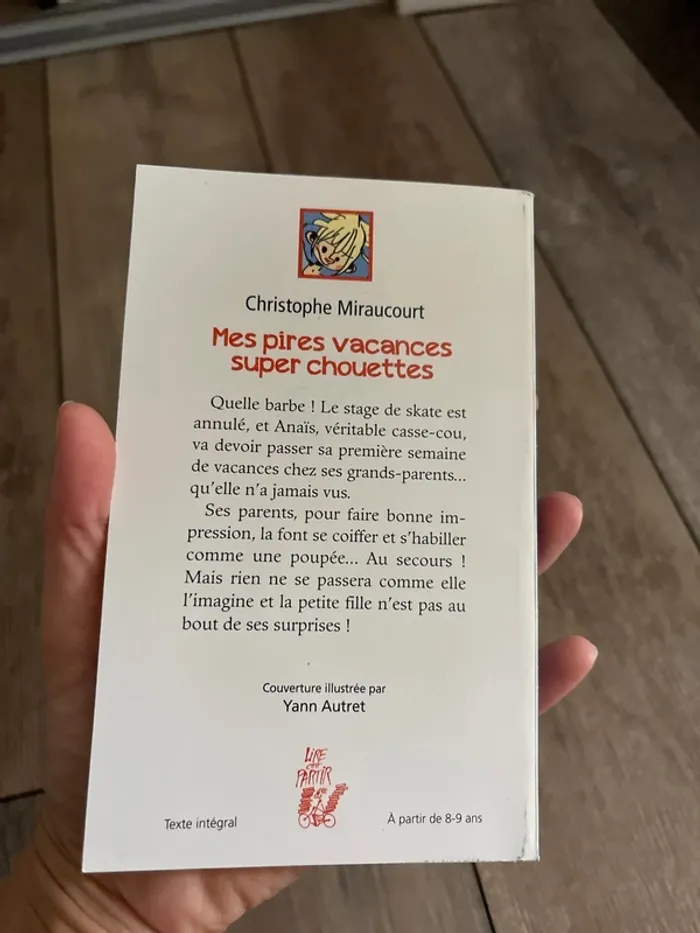 Livre neuf mes pires vacances super chouettes - photo numéro 2