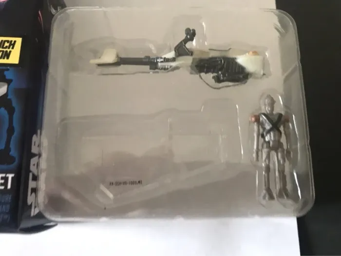 Figurine starwars micro galaxy squadron ig-11 w speeder chase - photo numéro 2