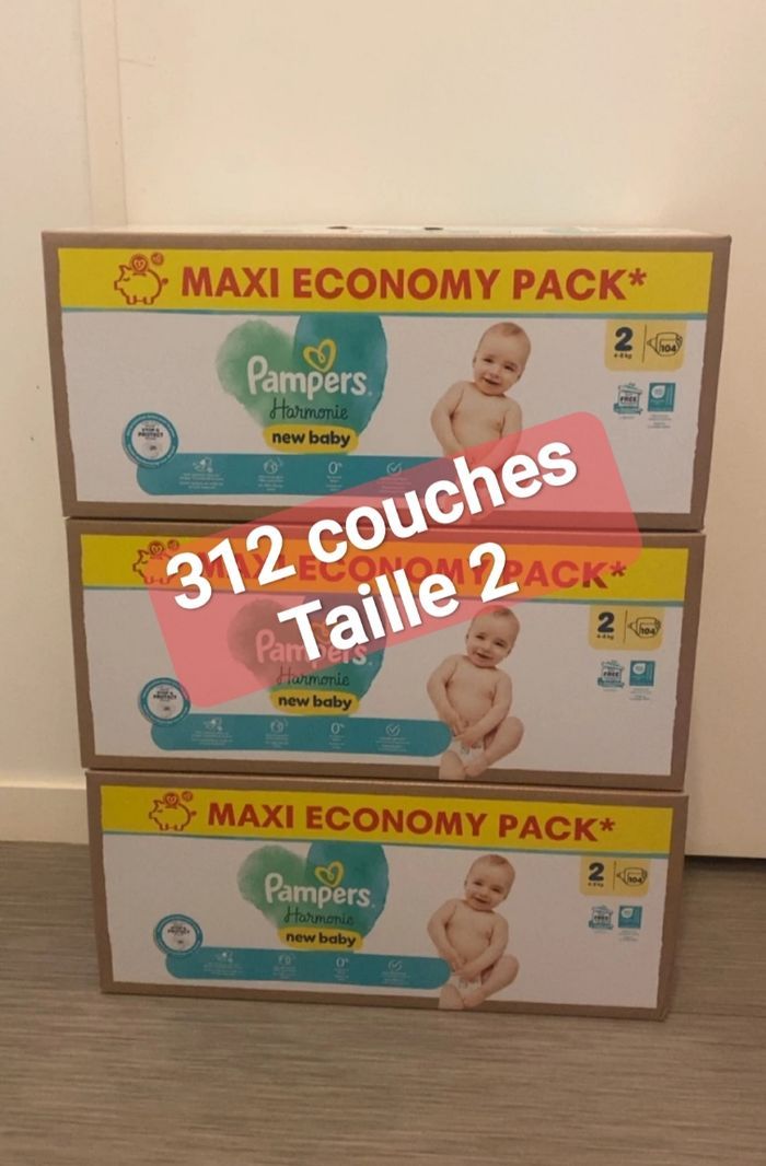Couches Pampers taille 2