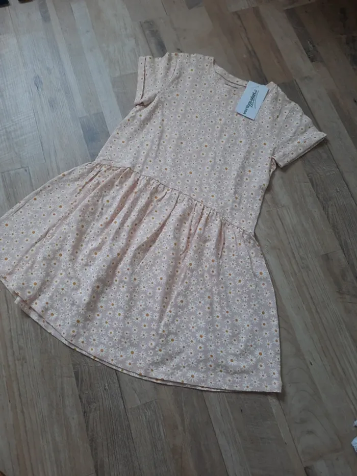 Robe manche courte Vertbaudet neuve
