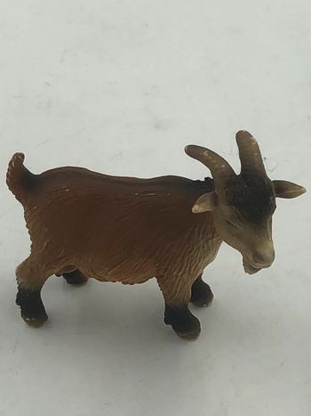 Figurine en PVC Chèvre Schleich
