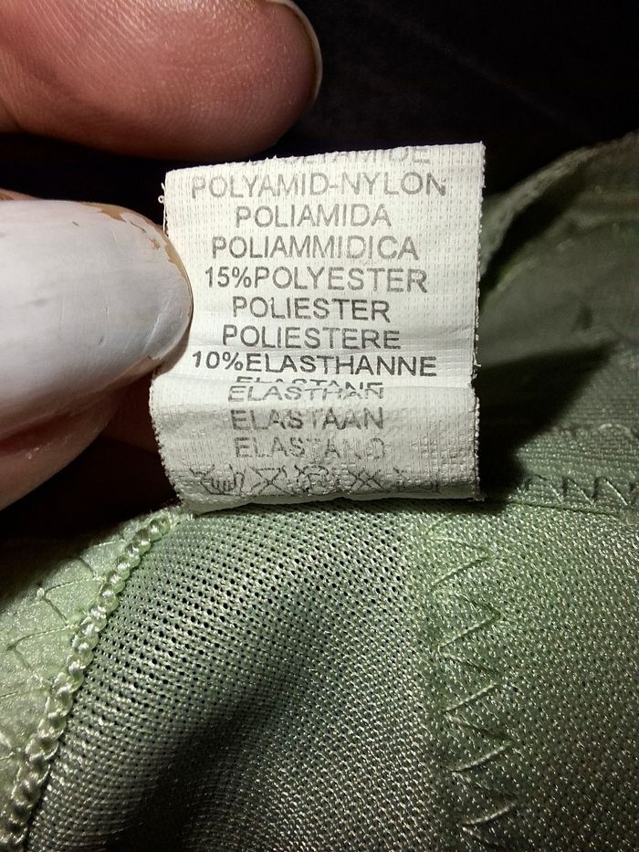 Soutien-gorge vintage vert amande – Broderies fleurs – Taille 110E (FR) - photo numéro 6