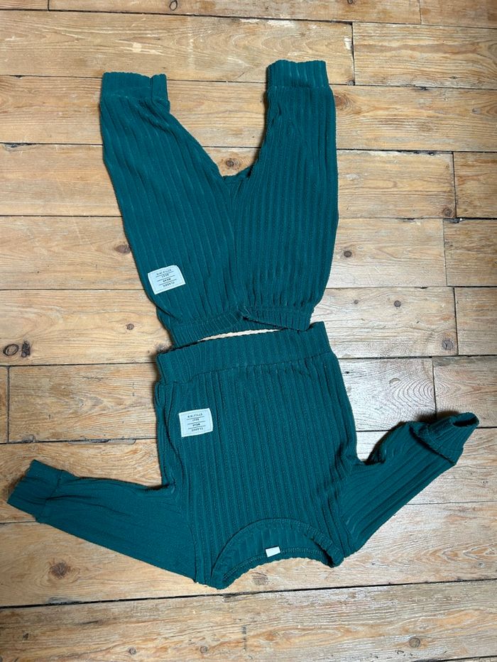 Ensemble vert confortable 3-6 mois - photo numéro 4