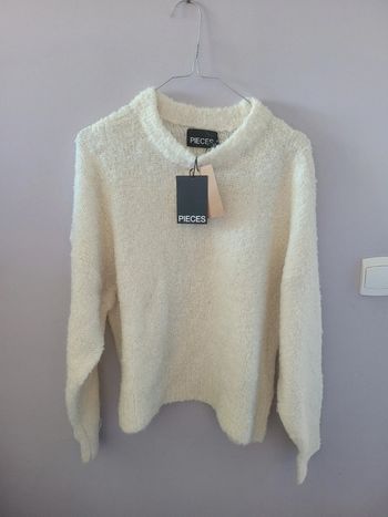 Pull PIECES taille L neuf avec étiquette