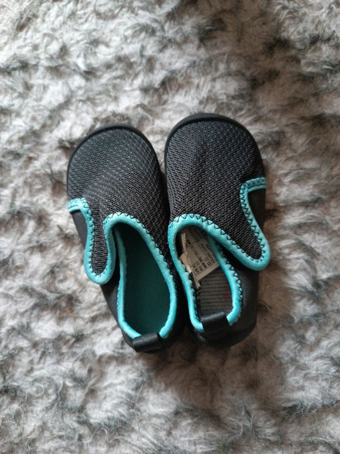 Chaussure chausson de danse decathlon noir neuve taille 22 sans étiquette non porté - photo numéro 2