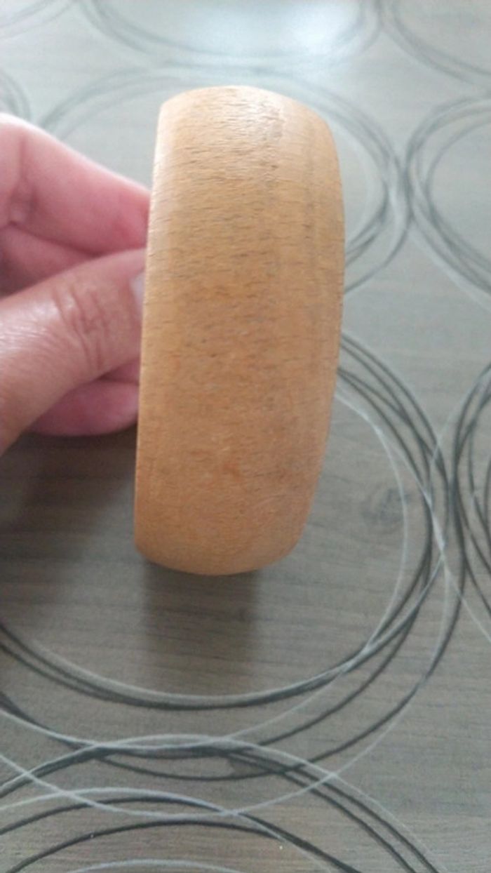 Bracelet en bois neuf - photo numéro 2