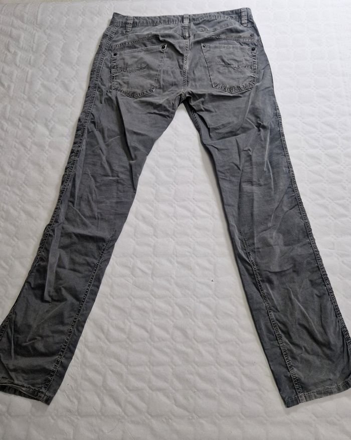 Pantalon chino homme , Diesel , gris , taille 40 - photo numéro 4