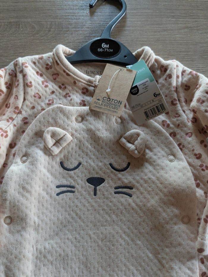 Pyjama neuf 6 mois - photo numéro 2