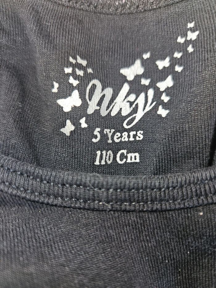 Lot de 2 débardeurs 5 ans - photo numéro 2