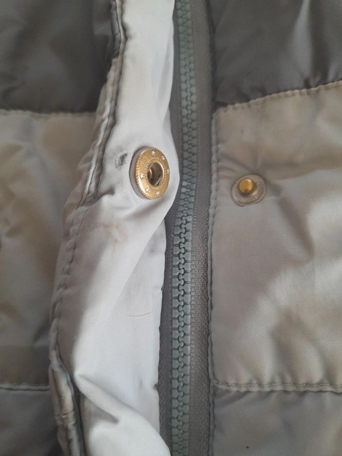 Veste grise 3 ans fatiguée - photo numéro 4