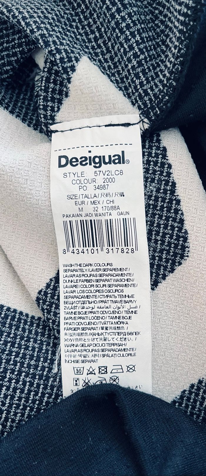 Robe noir « Desigual » taille M - photo numéro 4