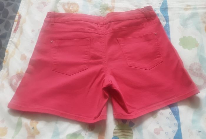 Short  couleur  femme - photo numéro 2