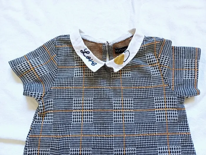 Robe taille 5 ans - photo numéro 2