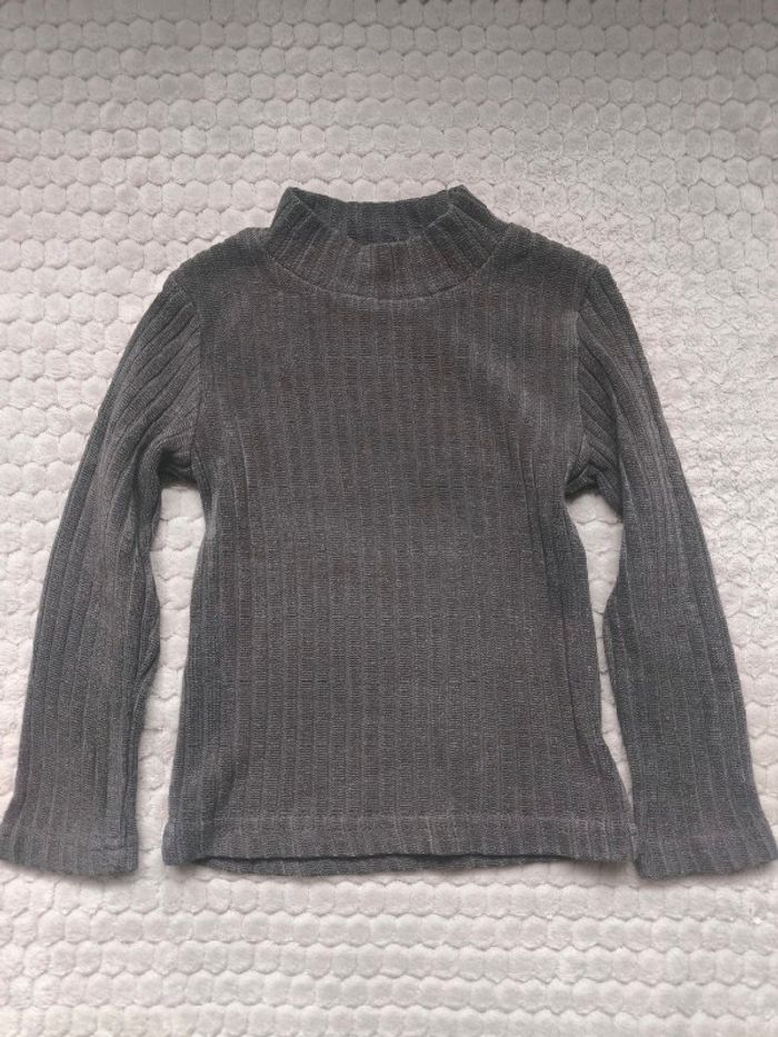 Pull col montant Chicaprie 3 ans