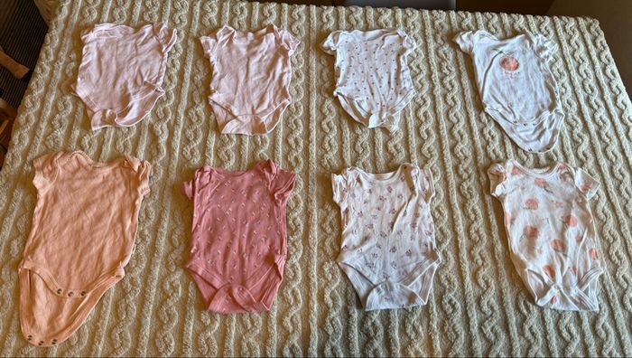 Vêtements bébé fille 0-3 mois - photo numéro 2