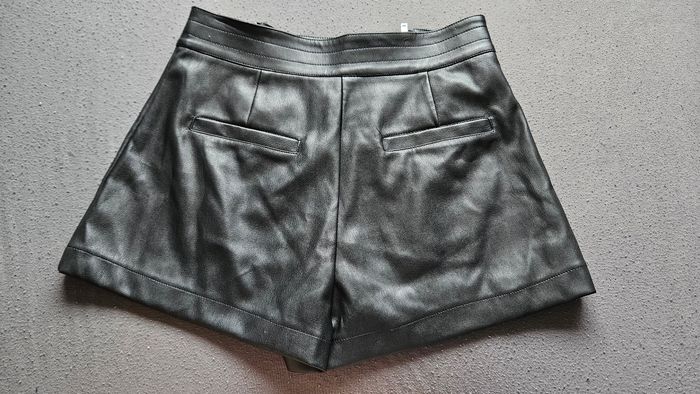 Short noir en simili cuir Tally Weijl T36 comme neuf - photo numéro 4