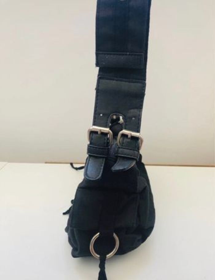 Sac style sacoche bershka avec multi poches noir - photo numéro 2