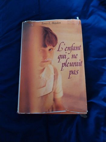 Livre l enfant qui ne pleurait pas