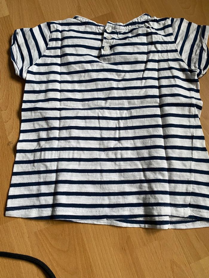 T-Shirt rayé Okaidi Taille 116 = 6 ans - photo numéro 2