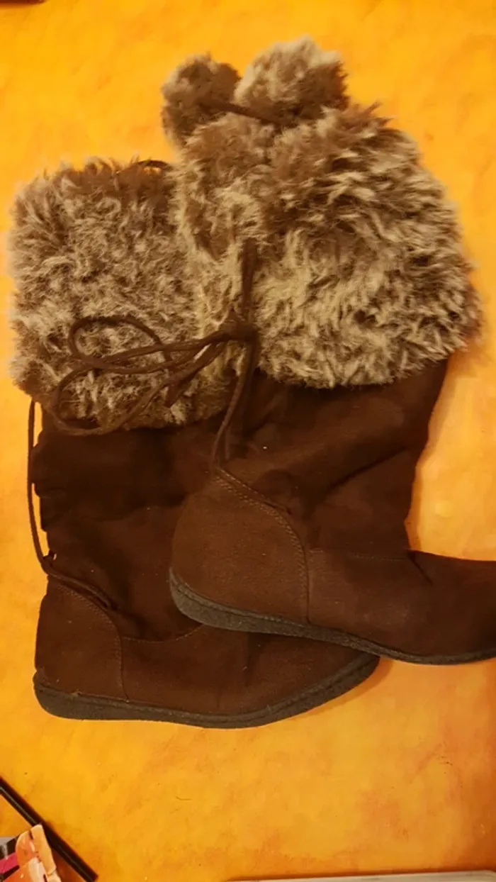 Bottes avec poils pour enfant