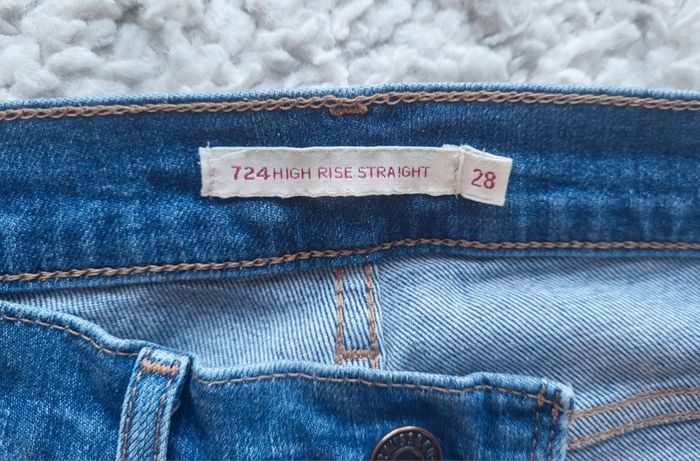 Jean Levi's Premium 724 High Rise Taille haute T.35 - photo numéro 4