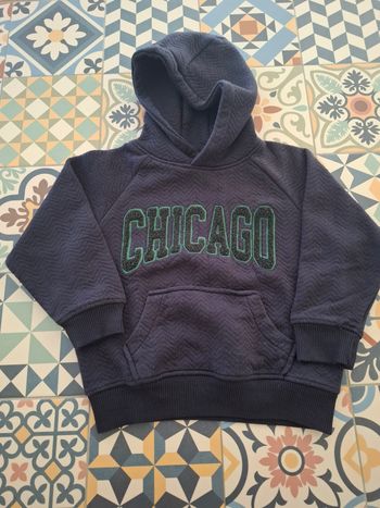 Sweat capuche Chicago 4 ans