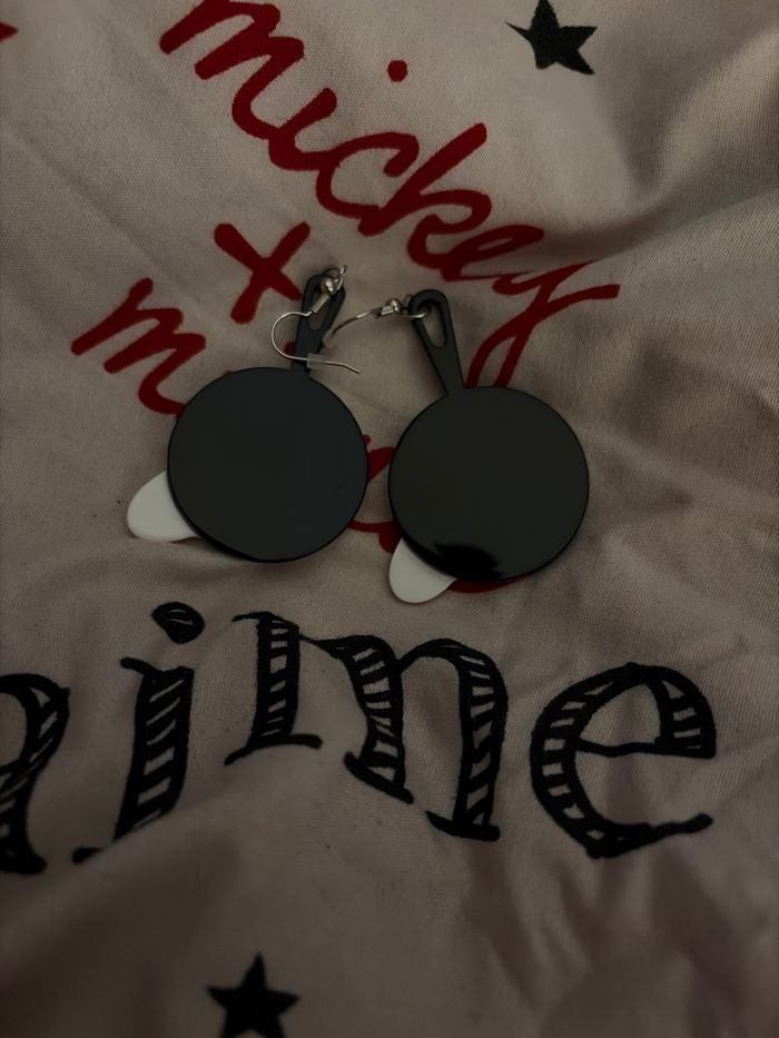 Paire de boucles d’oreilles en forme de poêle - photo numéro 2