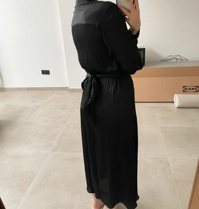 Robe satinée - photo numéro 6