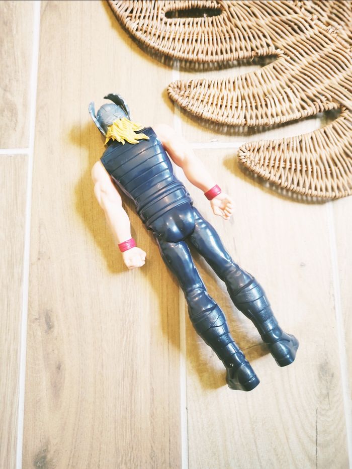 💫Thor grande figurine de 30 cm Avengers Marvel Hasbro - photo numéro 2