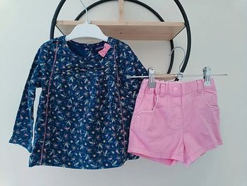 23-24 mois 2 ans ensemble blouse sergent major (24 mois) et short tex (23 mois)