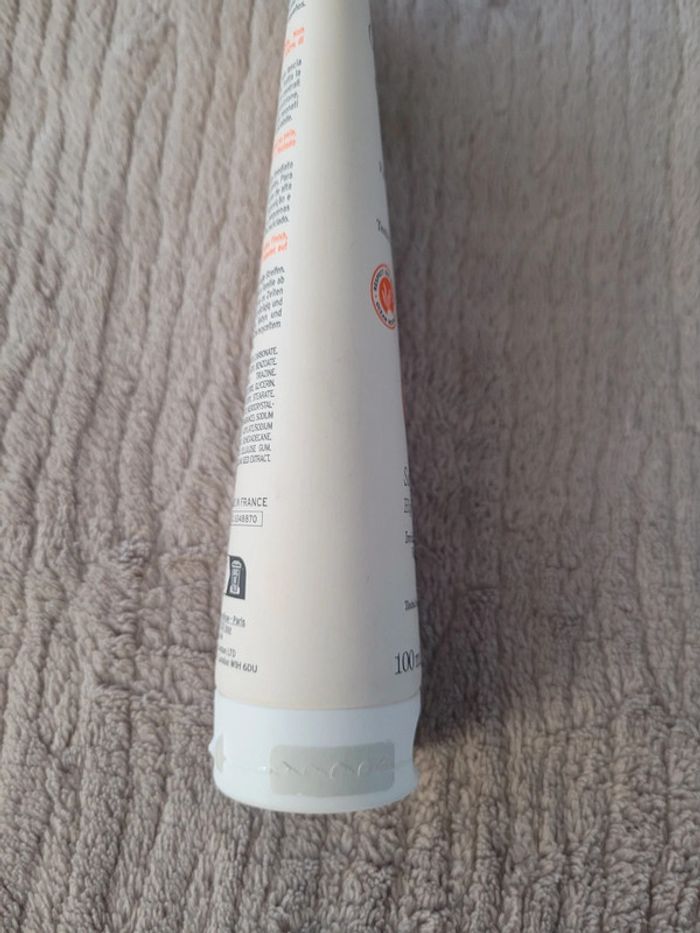 Crème Solaire spf 50 Embryolisse Visage &Corps - photo numéro 4