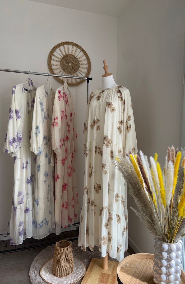 Robe fleurie camel - photo numéro 5