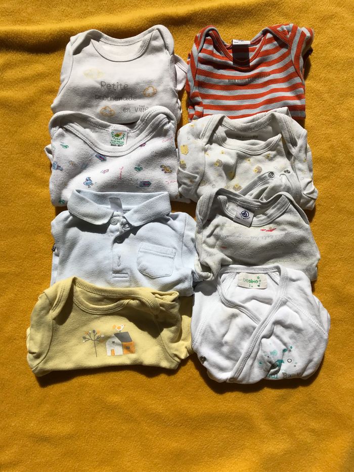 Bodies manche courte taille 3 mois