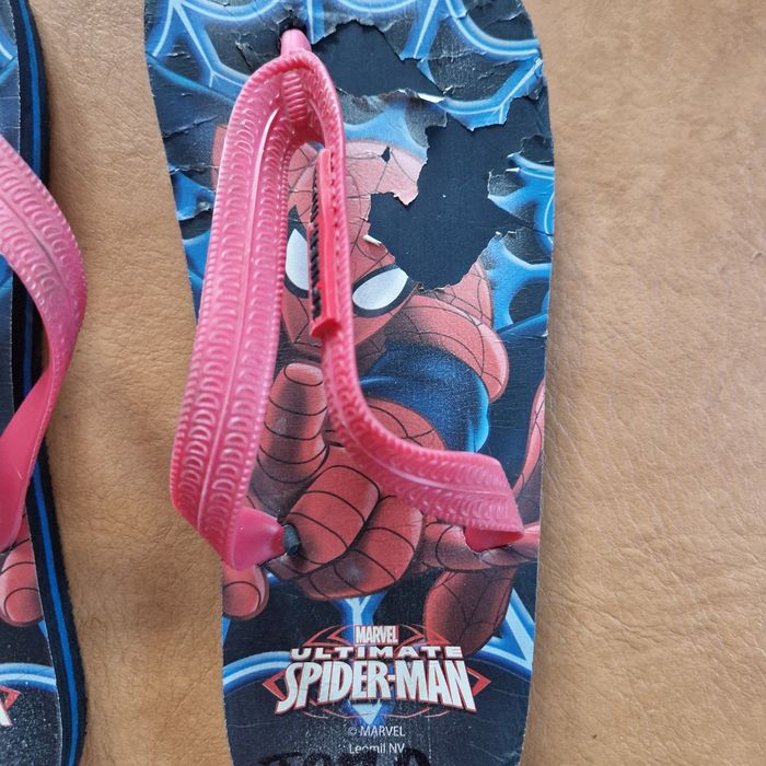 T34 tong spiderman - photo numéro 3