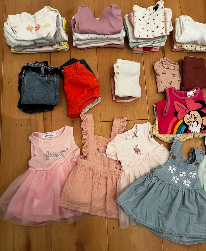 Habille bébé fille 1/3 mois - photo numéro 2