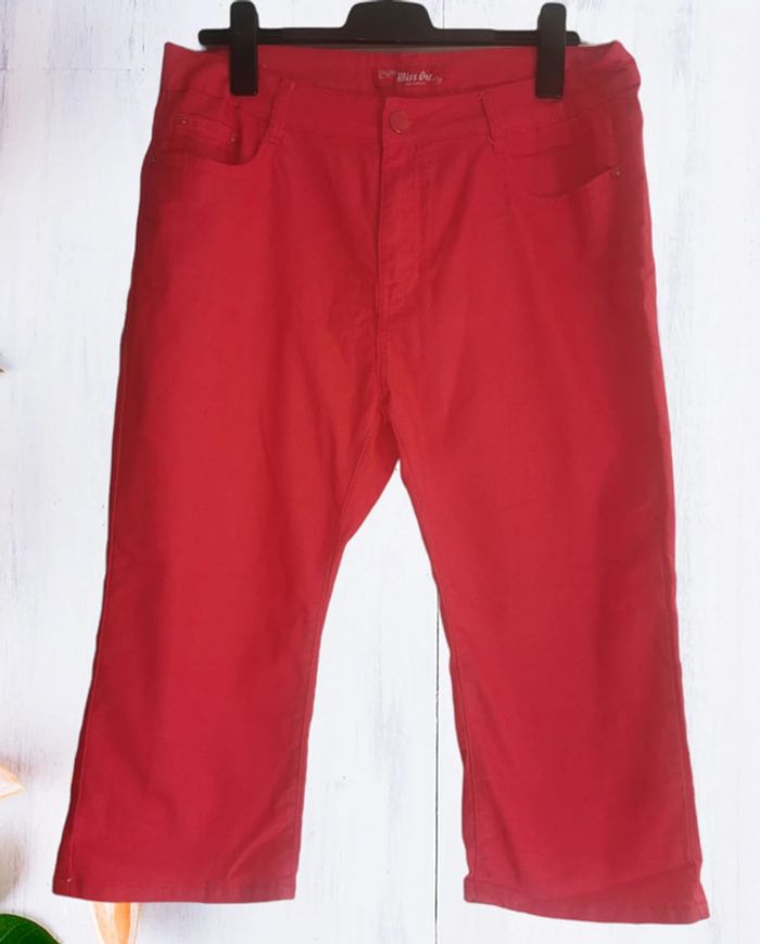 Pantacourt rouge t. 48