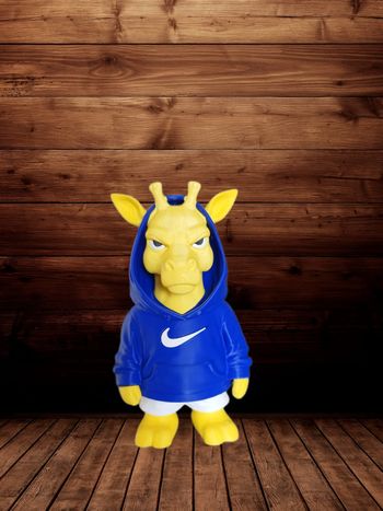 Figurine Girafe Urbaine