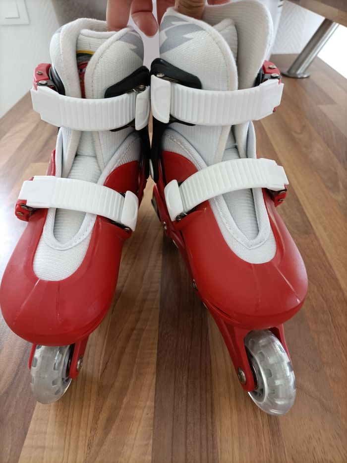 Rollers cars 27-30 blanc et rouge - photo numéro 3